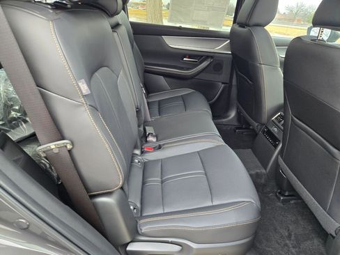 New 2026 MAZDA CX-90 Plug-In Hybrid w/ Preferred image 8