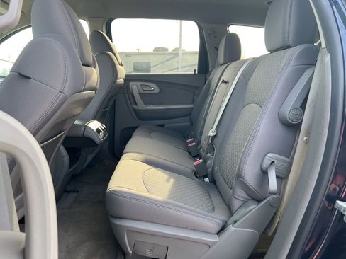 Used 2012 Chevrolet Traverse LS image 24