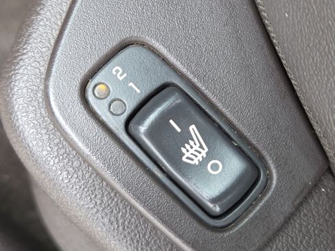 Used 2012 Chevrolet Malibu LTZ FWD image 4