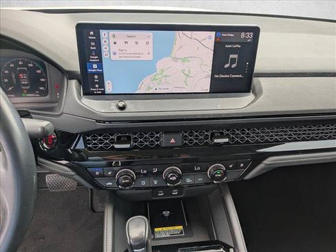 Used 2023 Honda Accord Touring image 12