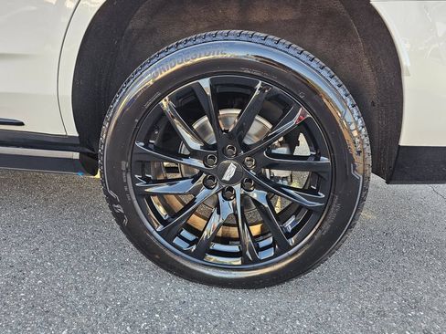 Used 2021 Cadillac Escalade Sport w/ Driver Assist Tech Package AWD/4WD image 8