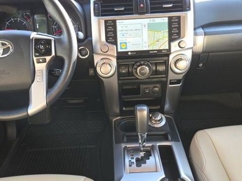 Used 2024 Toyota 4Runner SR5 Premium w/ SR5 Premium Package image 27