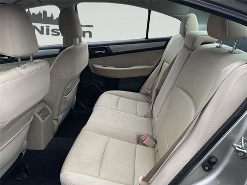 Used 2017 Subaru Legacy 2.5i Premium image 29
