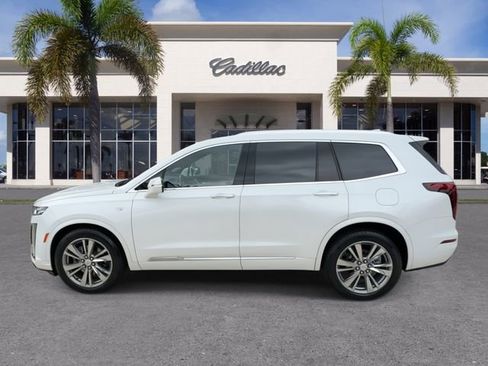 Certified 2024 Cadillac XT6 Premium Luxury FWD image 8