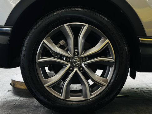 Used 2020 Honda CR-V Touring image 25