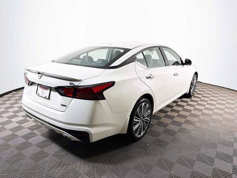 Certified 2025 Nissan Altima 2.5 SL AWD/4WD image 4