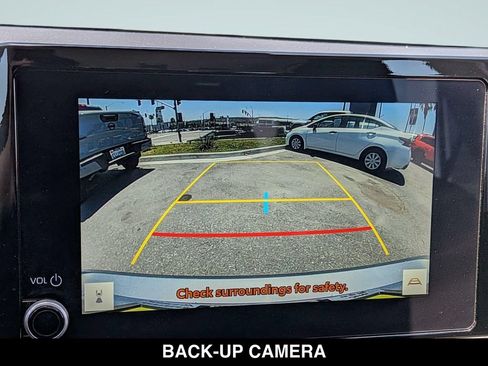 Used 2025 Toyota Camry LE FWD image 21