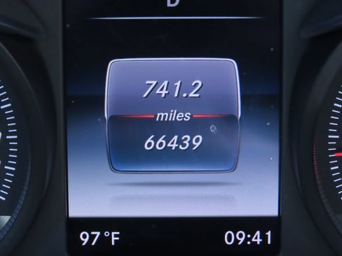 Used 2015 Mercedes-Benz C 300 Sedan image 20