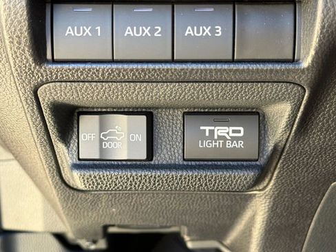 Used 2024 Toyota Tacoma TRD Pro AWD/4WD image 27