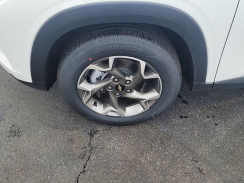 New 2026 Chevrolet Trax LT image 6