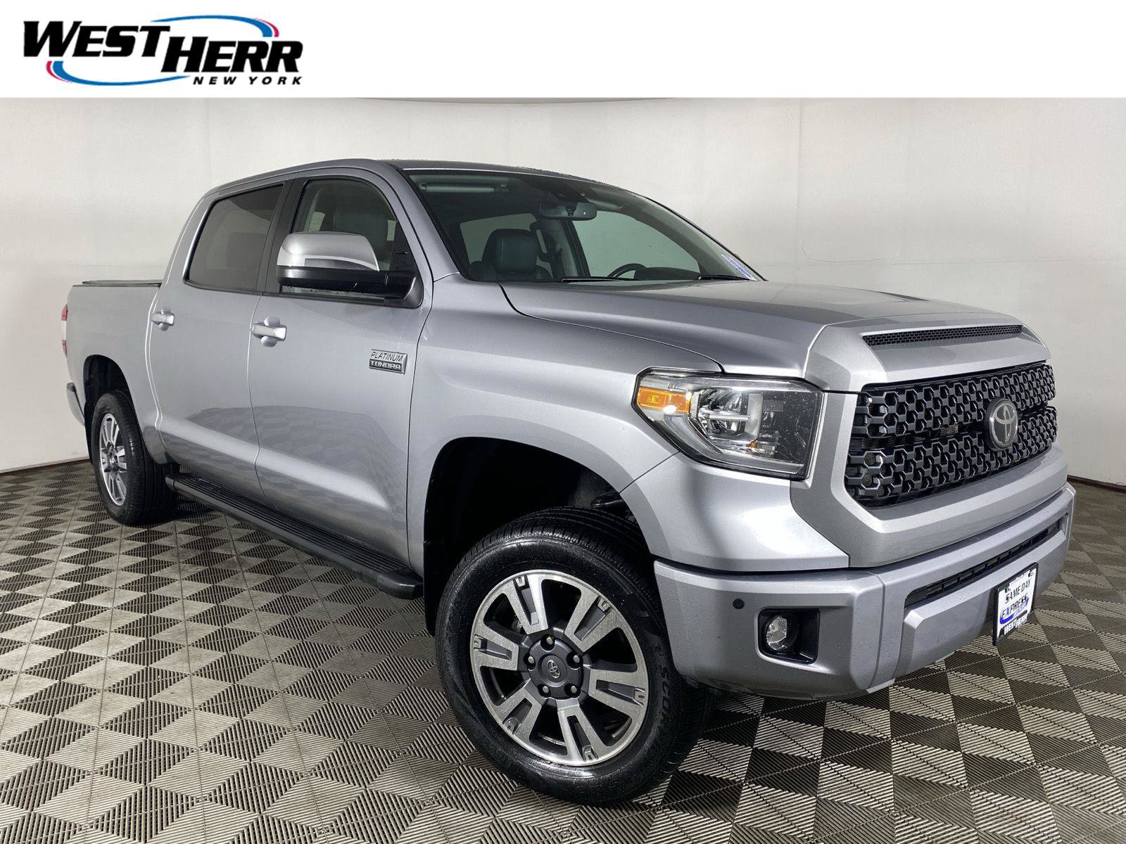 Used 2021 Toyota Tundra Platinum AWD/4WD image 1