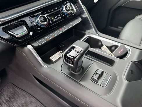 New 2026 GMC Sierra 1500 Denali AWD/4WD image 19