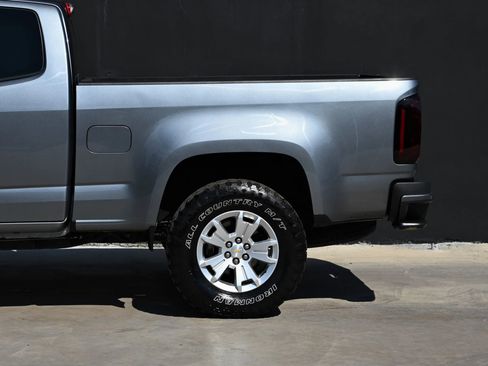 Used 2022 Chevrolet Colorado LT w/ Fleet Safety Package image 12