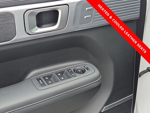 Used 2025 Hyundai Santa Fe Limited image 14