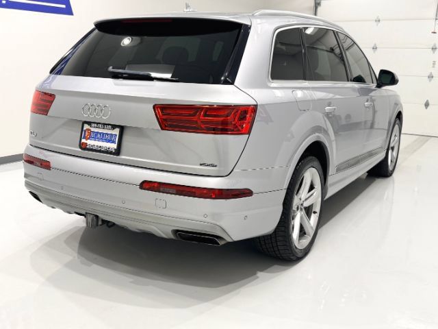 Used 2019 Audi Q7 3.0T Prestige AWD/4WD image 10