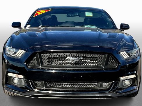 Used 2016 Ford Mustang GT image 3