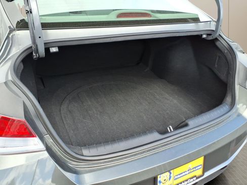 Used 2024 Hyundai Elantra SEL image 9