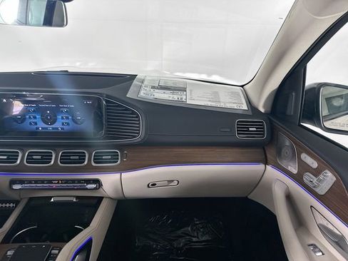 New 2026 Mercedes-Benz GLS 450 4MATIC image 24