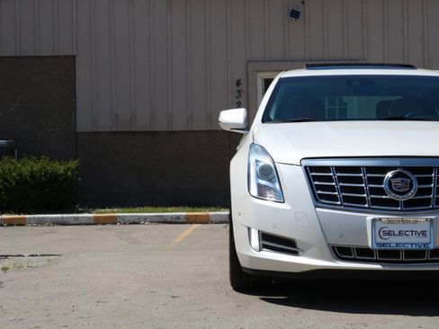 Used 2014 Cadillac XTS Premium FWD image 5