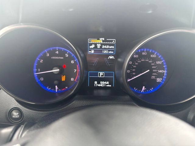 Used 2018 Subaru Outback 3.6R Touring AWD/4WD image 15