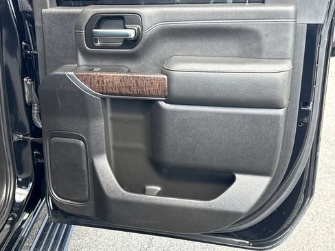 Used 2022 GMC Sierra 2500 Denali AWD/4WD image 16