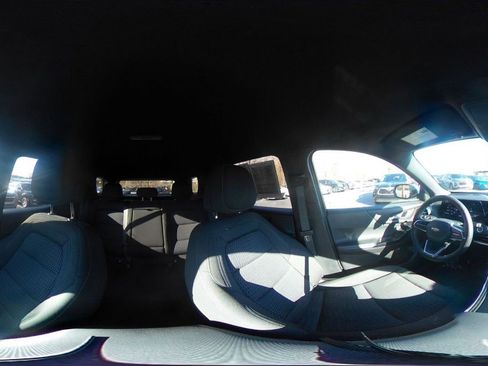 Used 2025 Chevrolet Equinox LT image 37