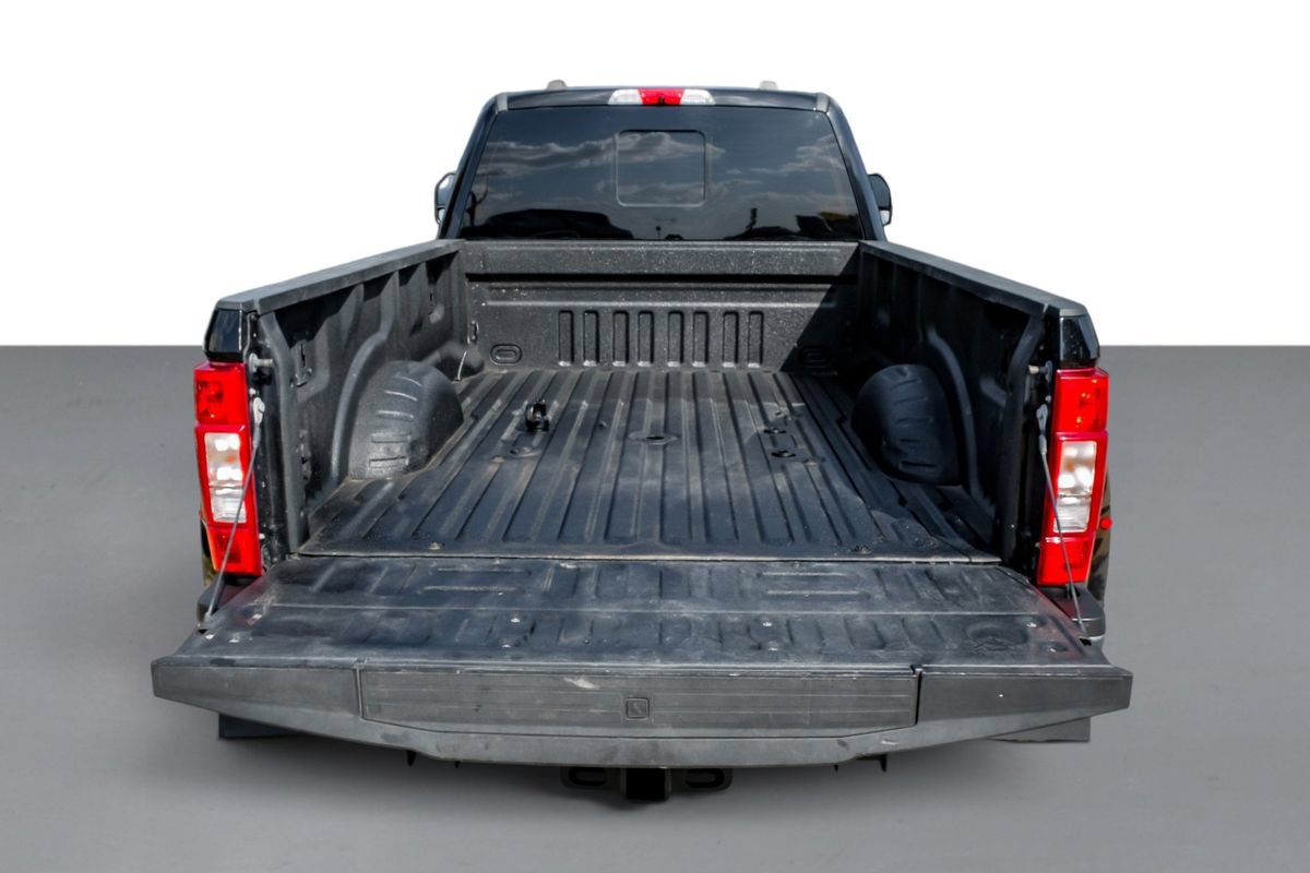 Used 2022 Ford F350 Lariat w/ Lariat Ultimate Package AWD/4WD image 59