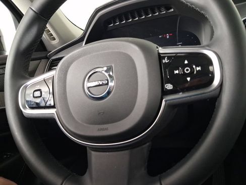 Used 2023 Volvo XC90 T8 Ultimate AWD/4WD image 29