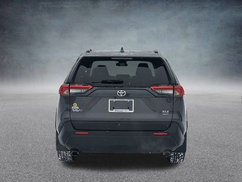 Used 2024 Toyota RAV4 XLE image 7