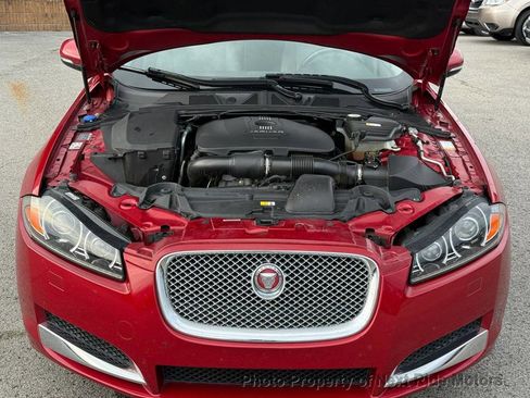 Used 2015 Jaguar XF Premium image 25