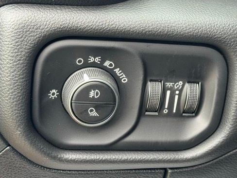 New 2026 RAM 1500 Laramie w/ Sport Appearance Package AWD/4WD image 13