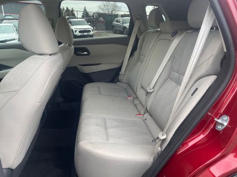 Used 2024 Nissan Rogue SV image 25