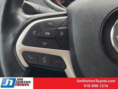 Used 2015 Jeep Cherokee Latitude AWD/4WD image 27
