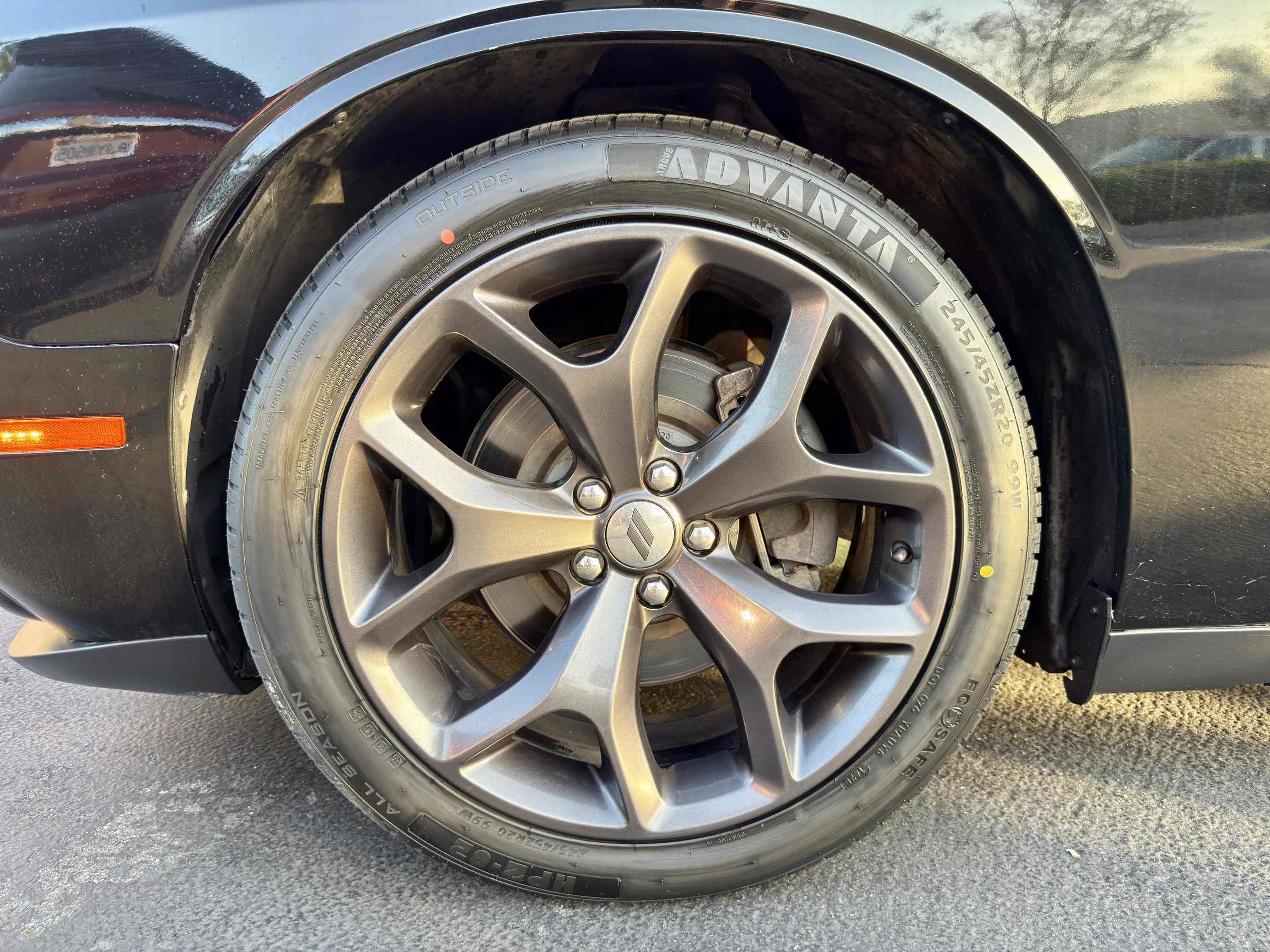 Used 2018 Dodge Challenger R/T RWD image 14