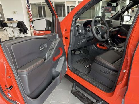 New 2026 Nissan Frontier PRO-4X w/ Pro Premium Package AWD/4WD image 14