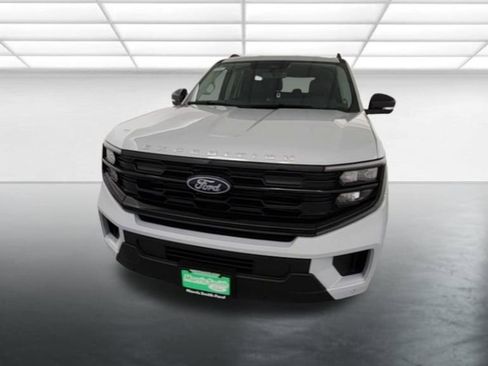 New 2026 Ford Expedition Max Active AWD/4WD image 2
