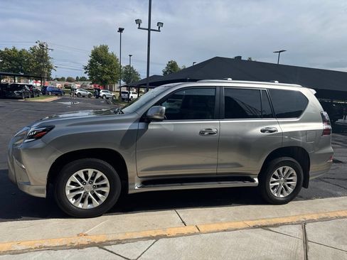 Certified 2023 Lexus GX 460 Premium w/ Premium Package AWD/4WD image 1