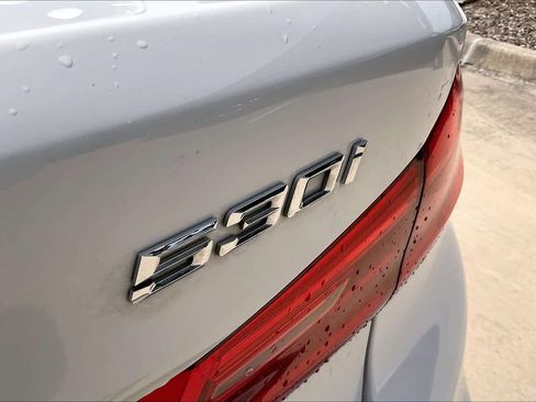 Used 2017 BMW 530i RWD image 30