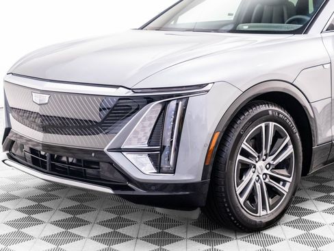 New 2026 Cadillac Lyriq Luxury RWD image 37