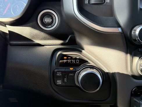 Used 2024 RAM 2500 Big Horn w/ Bed Utility Group image 22