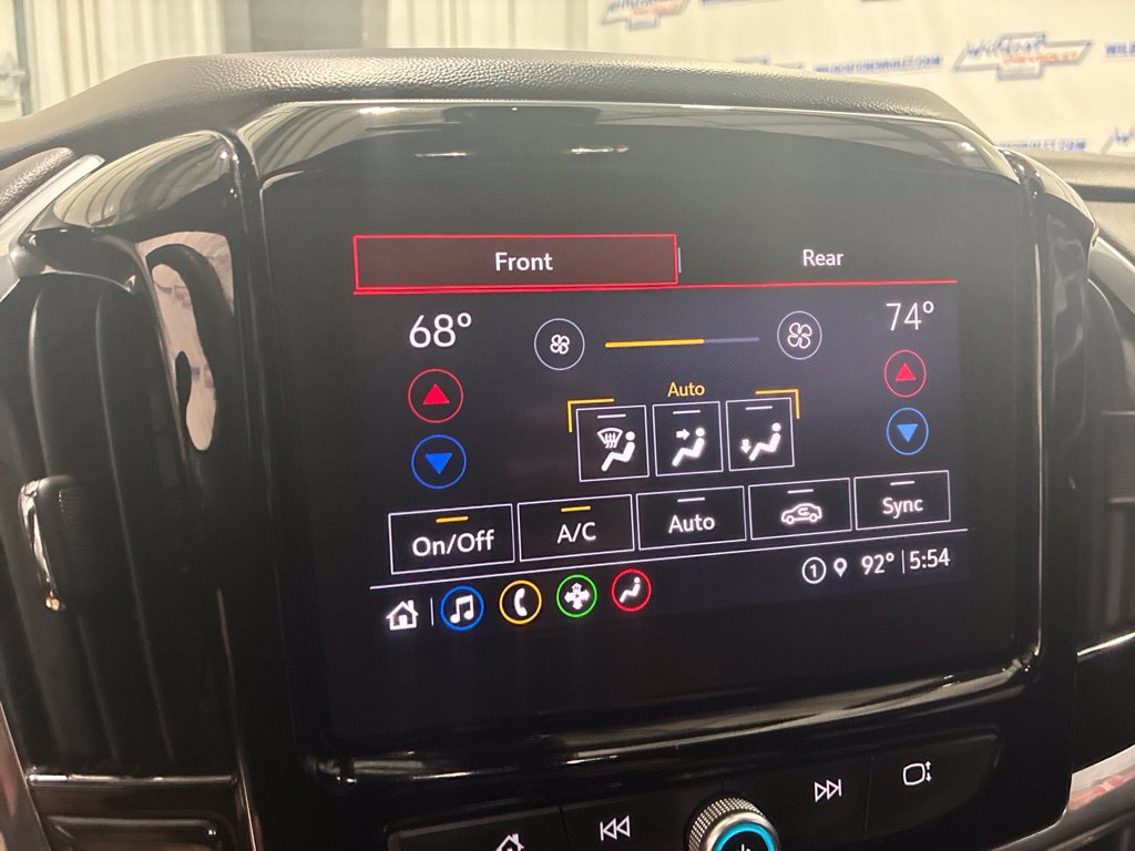 Used 2023 Chevrolet Traverse LT AWD/4WD image 27