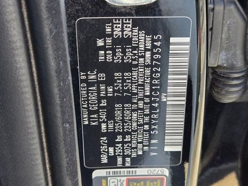 Used 2024 Kia Sorento S image 34