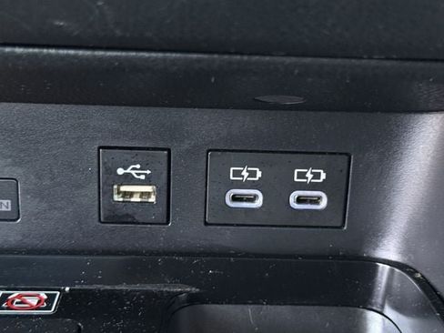 Used 2025 Toyota Camry SE FWD image 21