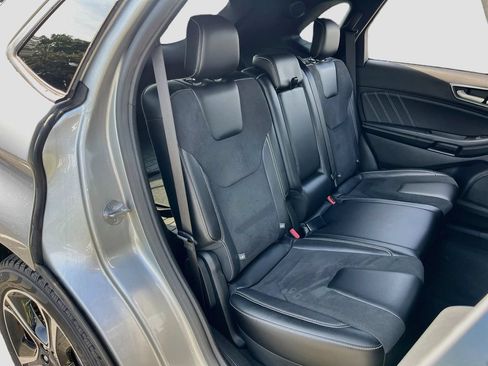 Used 2022 Ford Edge ST AWD/4WD image 25