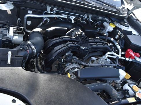 Used 2022 Subaru Outback Premium AWD/4WD image 37
