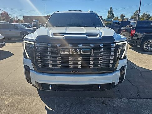 New 2026 GMC Sierra 3500 Denali Ultimate image 3