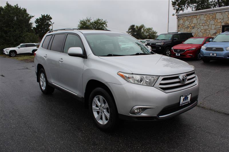 Used 2013 Toyota Highlander SE AWD/4WD image 9