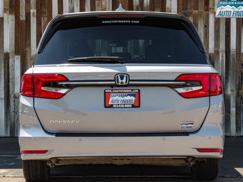 Used 2024 Honda Odyssey Touring image 5