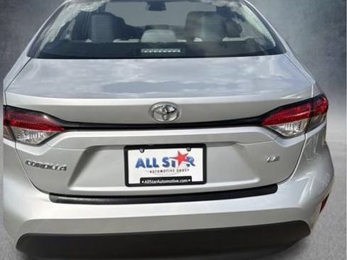 Used 2026 Toyota Corolla LE FWD image 13