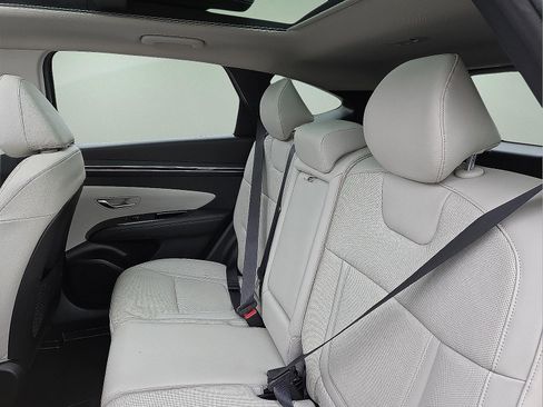 Used 2022 Hyundai Tucson Limited image 10